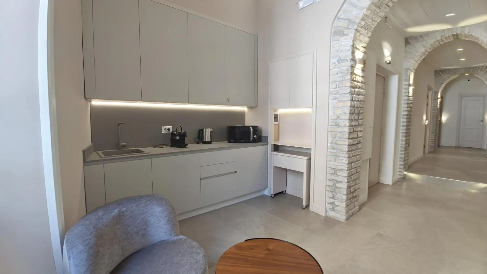 Astom Suites Rome 0*,
