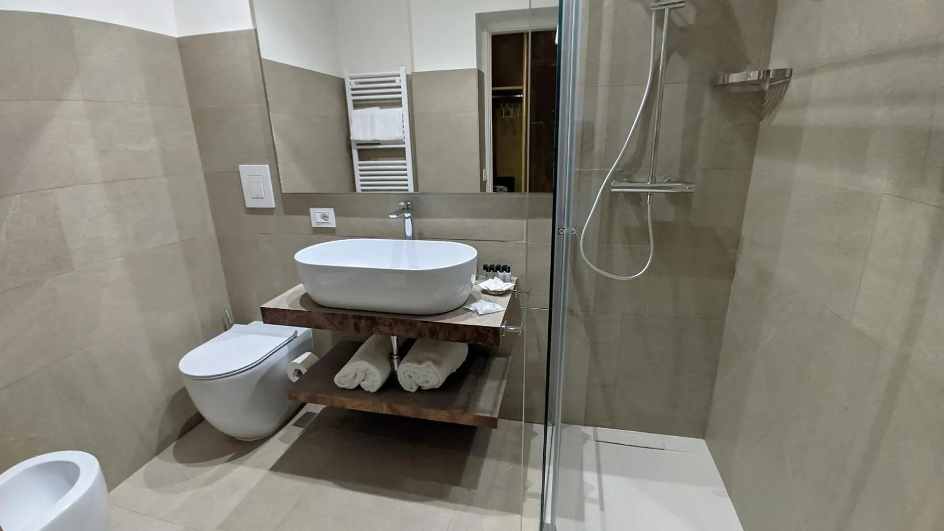 Astom Suites Rome