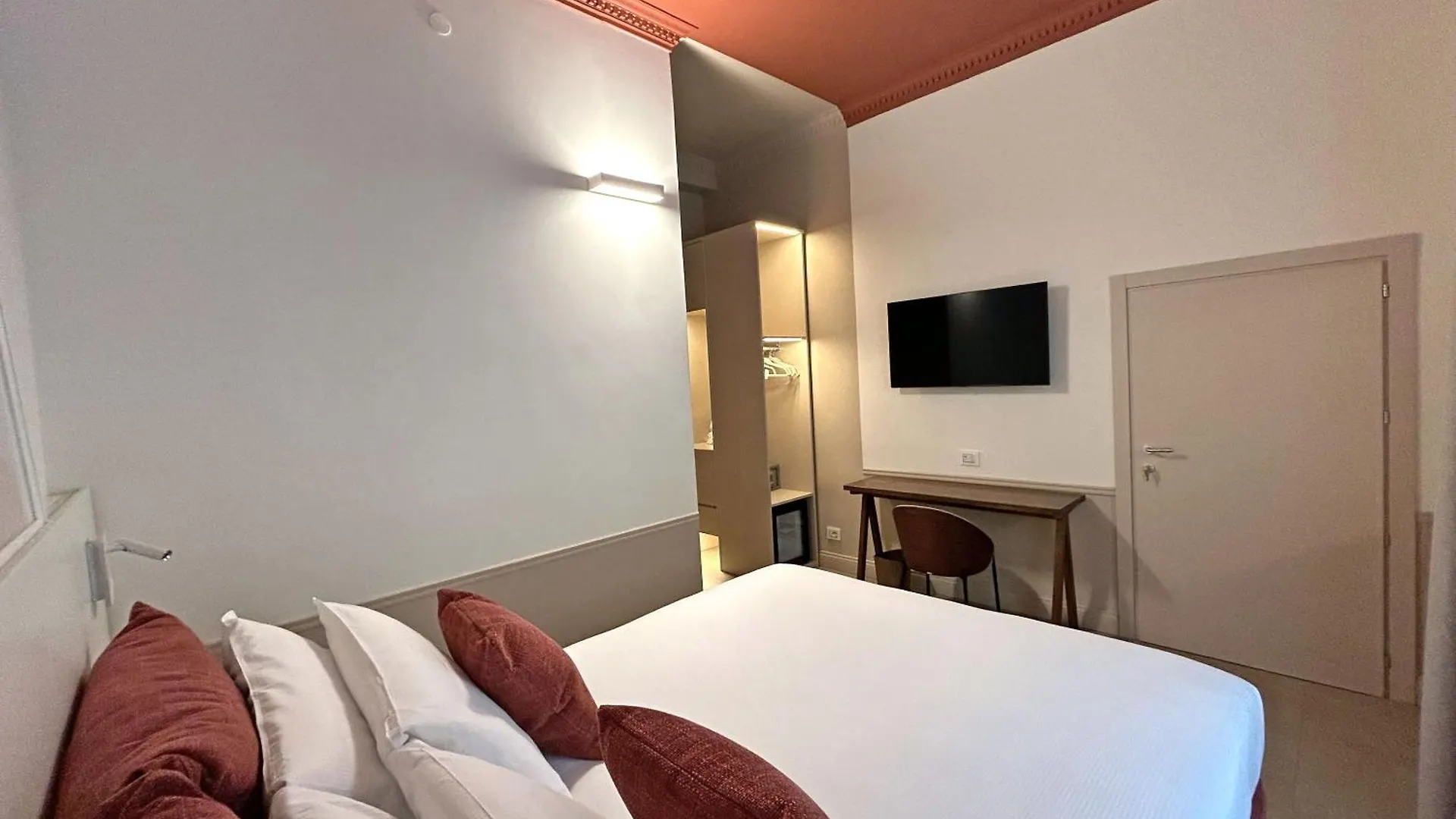 Astom Suites Rome Apartment