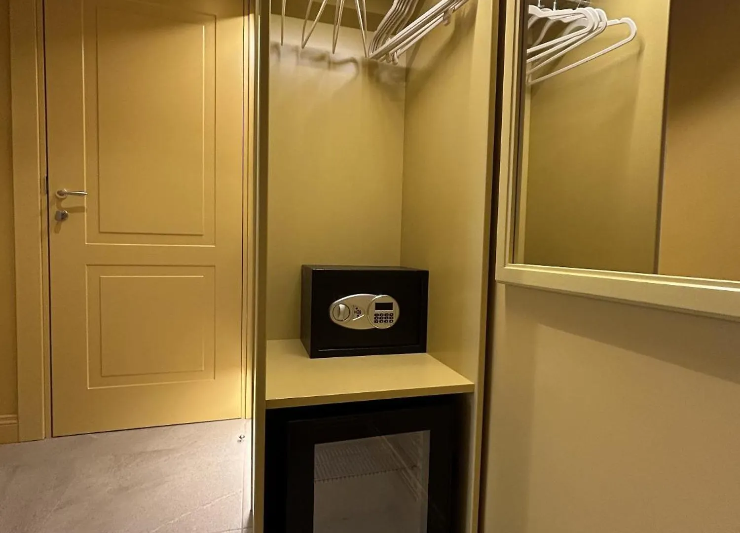 Astom Suites Rome 0*,  Italy