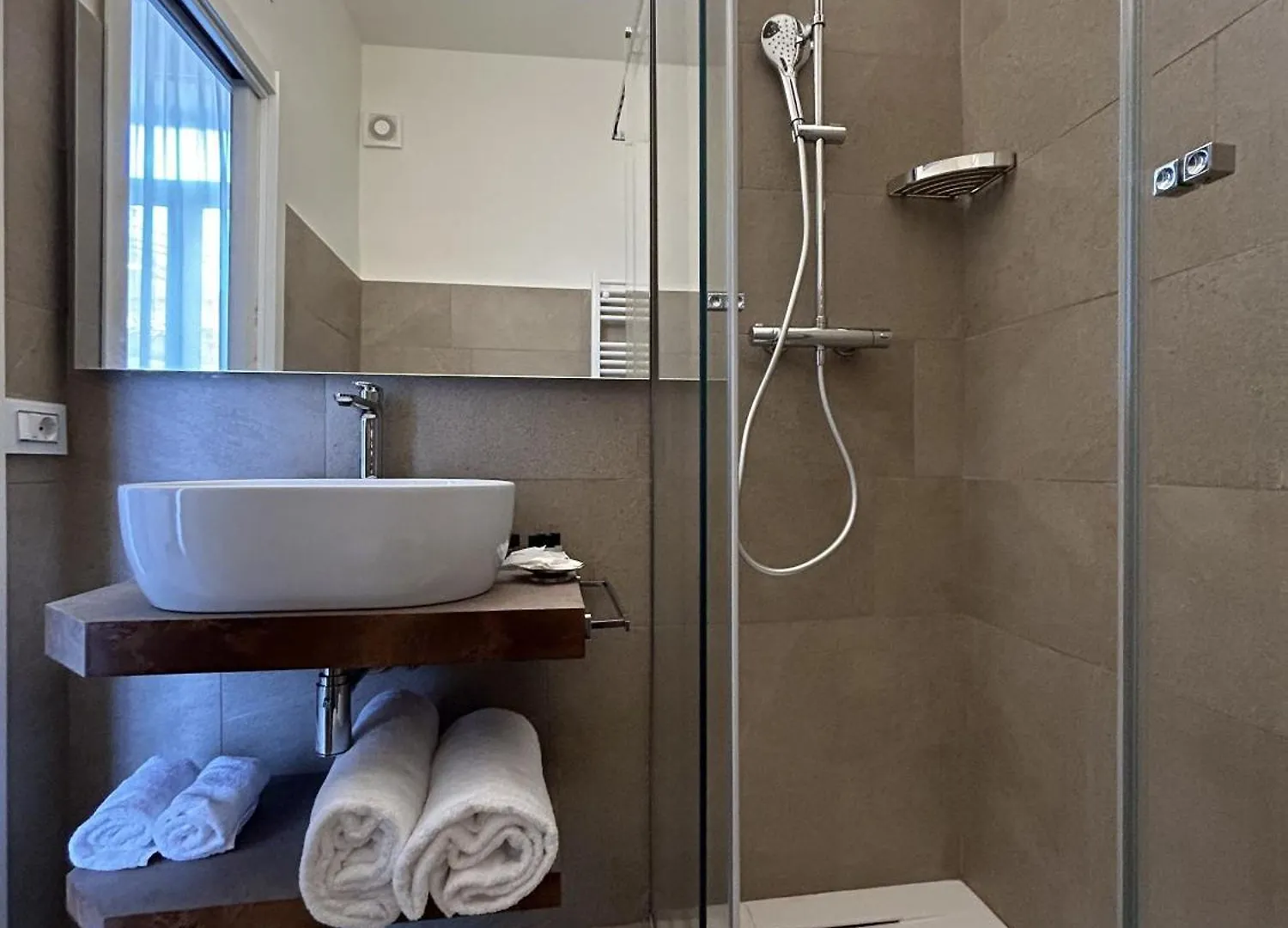 Astom Suites Rome Apartment