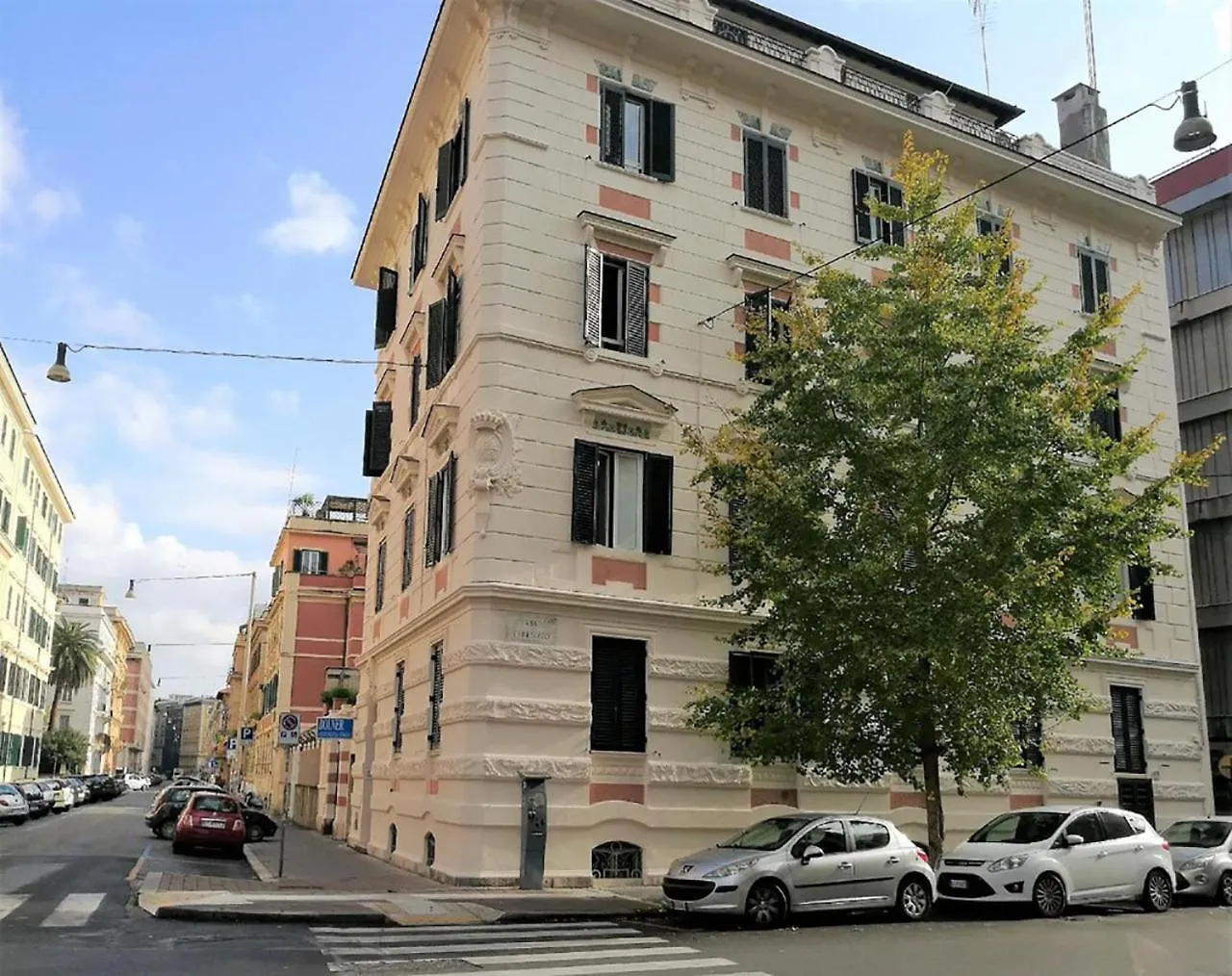 Astom Suites Rome Apartment